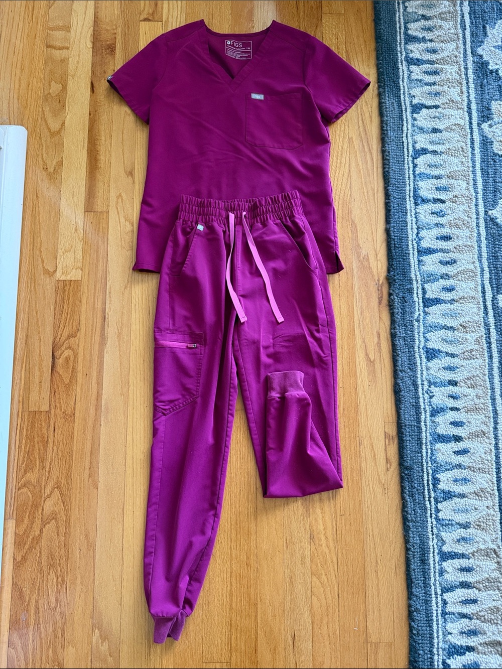 Figs Jogger Scrub Set